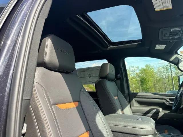 2026 GMC Sierra 2500HD Crew Cab, Standard Bed, AT4, 4WD