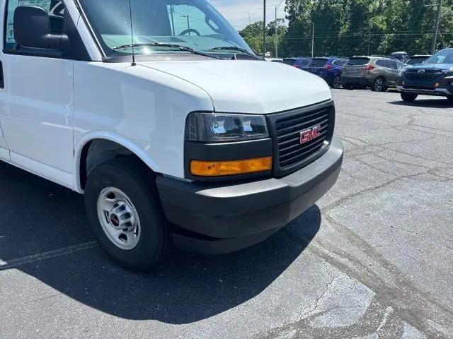 2026 GMC Savana Cargo 2500 Regular Wheelbase, Work Van, RWD