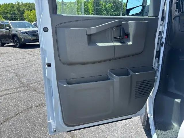 2026 GMC Savana Cargo 2500 Regular Wheelbase, Work Van, RWD
