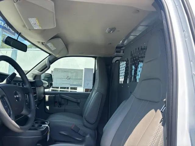 2026 GMC Savana Cargo 2500 Regular Wheelbase, Work Van, RWD