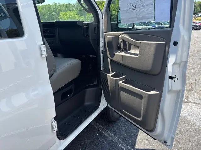 2026 GMC Savana Cargo 2500 Regular Wheelbase, Work Van, RWD