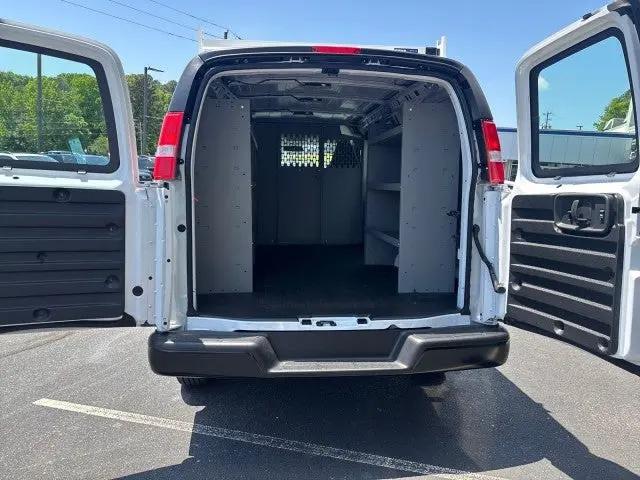 2026 GMC Savana Cargo 2500 Regular Wheelbase, Work Van, RWD