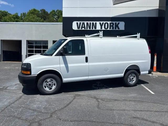 2026 GMC Savana Cargo 2500 Regular Wheelbase, Work Van, RWD