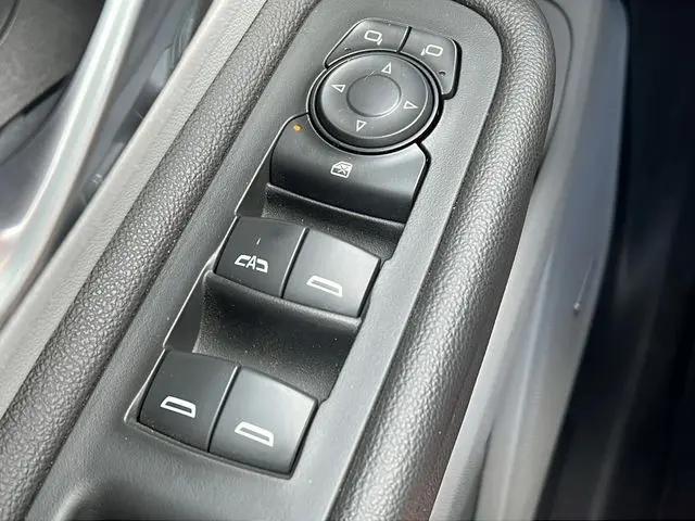 2022 GMC Terrain FWD SLT