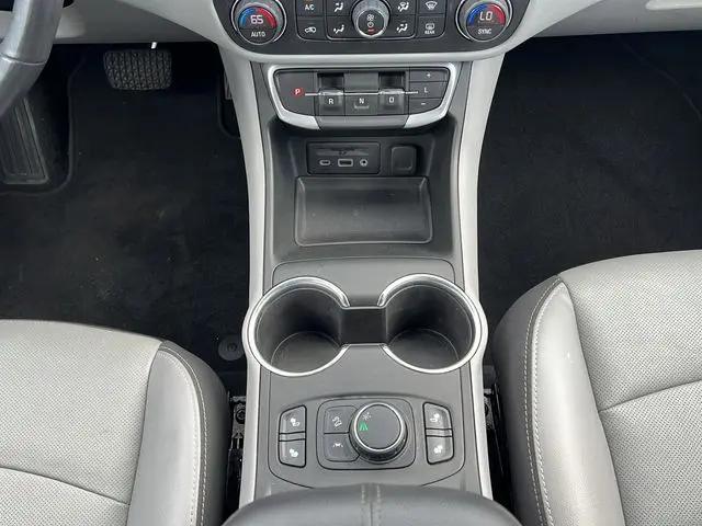 2022 GMC Terrain FWD SLT