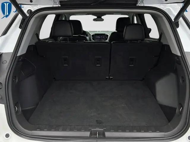 2022 GMC Terrain FWD SLT