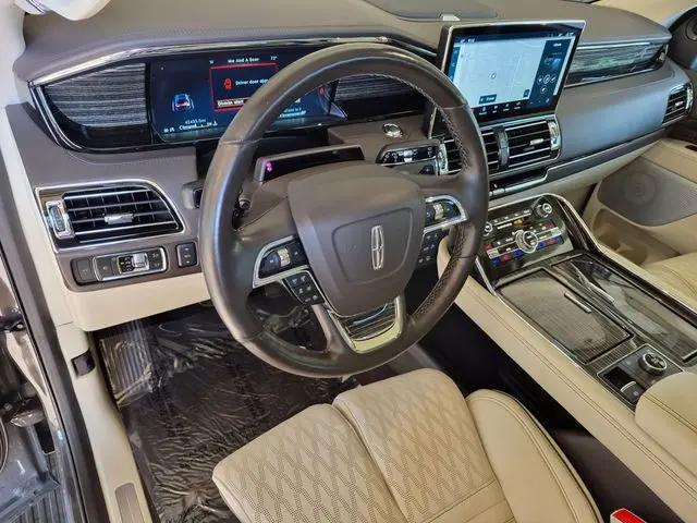 2023 Lincoln Navigator Black Label