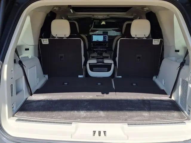 2023 Lincoln Navigator Black Label