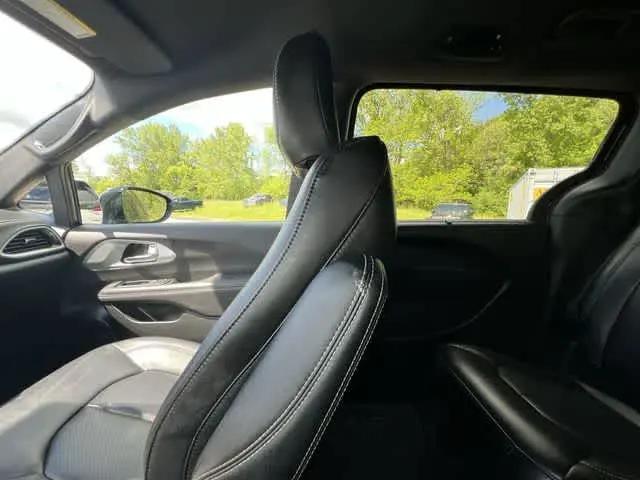 2024 Chrysler Pacifica Touring L AWD