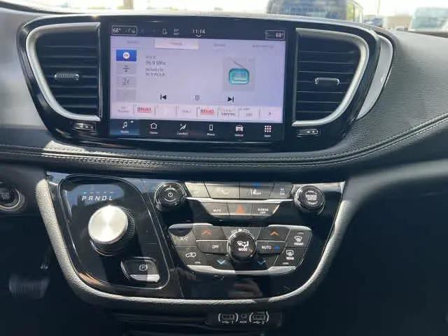 2024 Chrysler Pacifica Touring L AWD