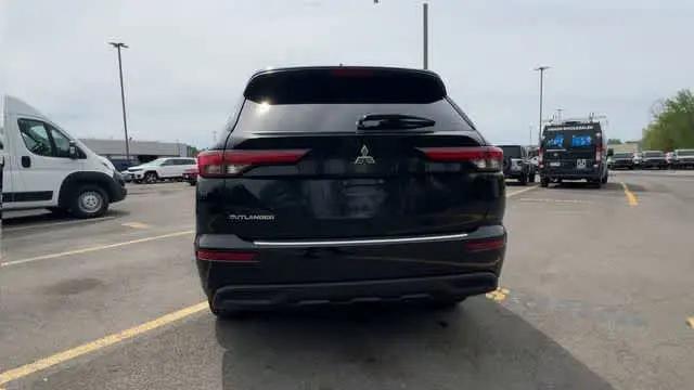 2022 Mitsubishi Outlander ES 2.5 S-AWC