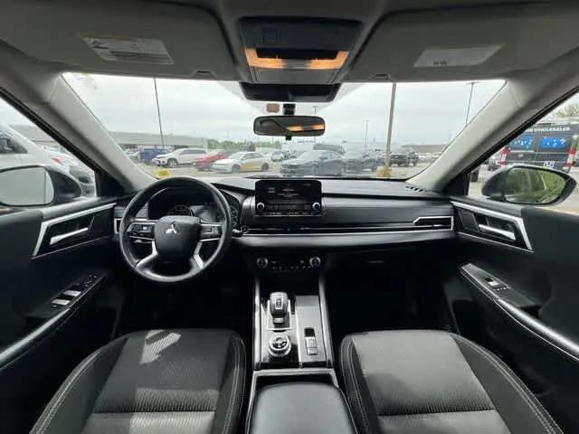 2022 Mitsubishi Outlander ES 2.5 S-AWC