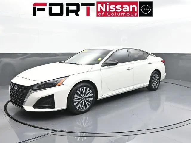 2024 Nissan Altima SV FWD