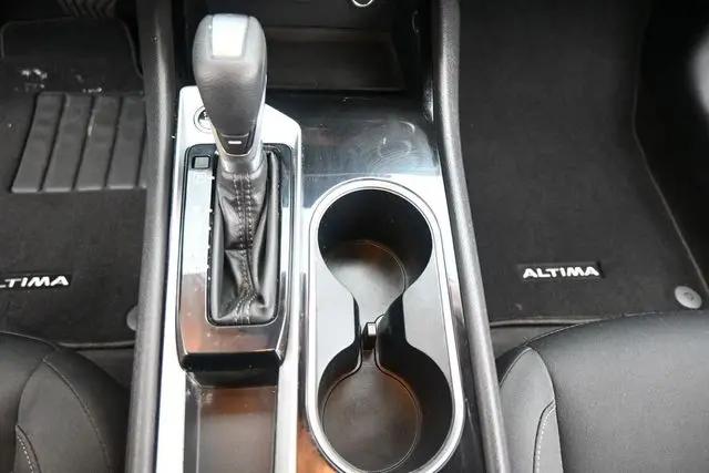 2024 Nissan Altima SV FWD
