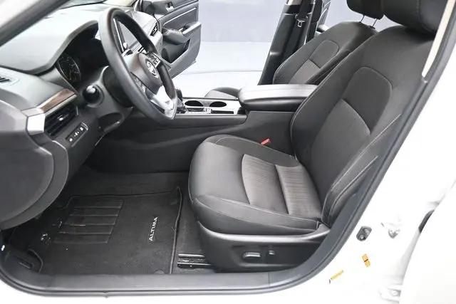 2024 Nissan Altima SV FWD