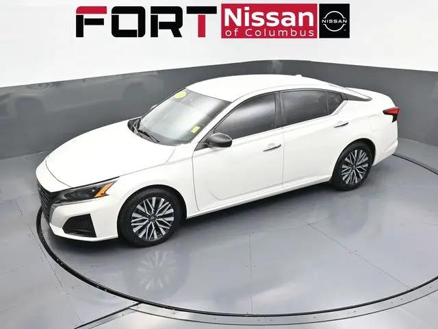 2024 Nissan Altima SV FWD