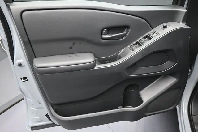 2026 Nissan Frontier Crew Cab SV 4x2