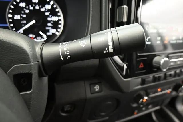 2026 Nissan Frontier Crew Cab SV 4x2