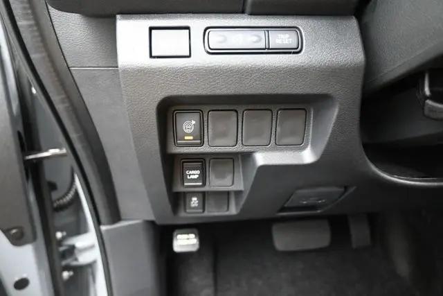 2026 Nissan Frontier Crew Cab SV 4x2