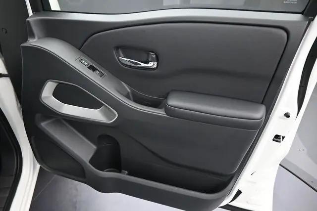 2026 Nissan Frontier Crew Cab SV 4x2