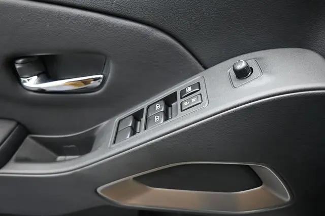 2026 Nissan Frontier Crew Cab SV 4x2