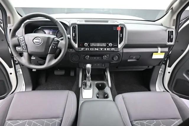 2026 Nissan Frontier Crew Cab SV 4x2