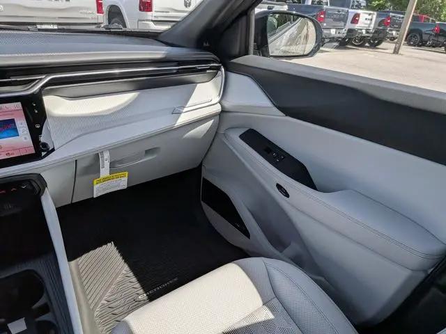 2026 Jeep Cherokee Overland 4x4