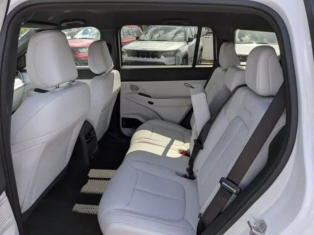 2026 Jeep Cherokee Limited 4x4