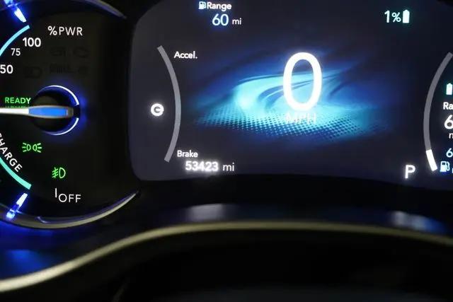 2024 Chrysler Pacifica Hybrid Select