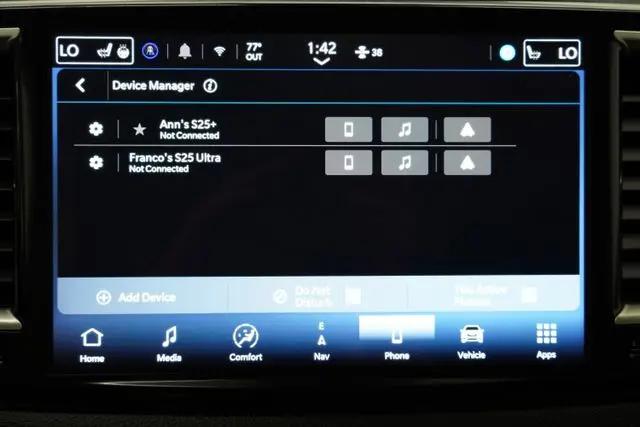 2024 Chrysler Pacifica Hybrid Select
