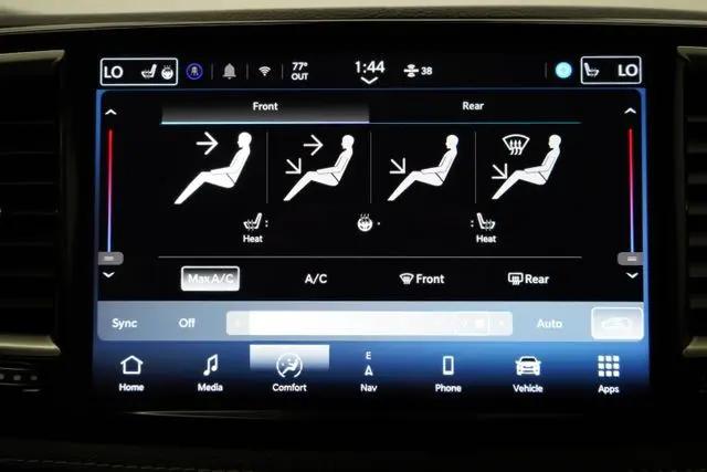 2024 Chrysler Pacifica Hybrid Select