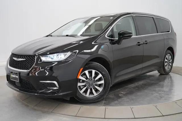 2024 Chrysler Pacifica Hybrid Select for sale in Gorham, NH