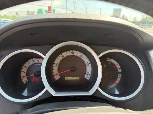 2015 Toyota Tacoma Base V6