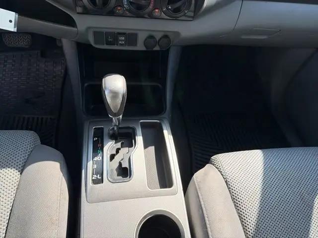 2015 Toyota Tacoma Base V6