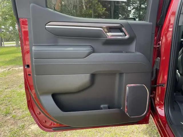 2026 Chevrolet Silverado 1500 4WD Crew Cab Short Bed LT Trail Boss