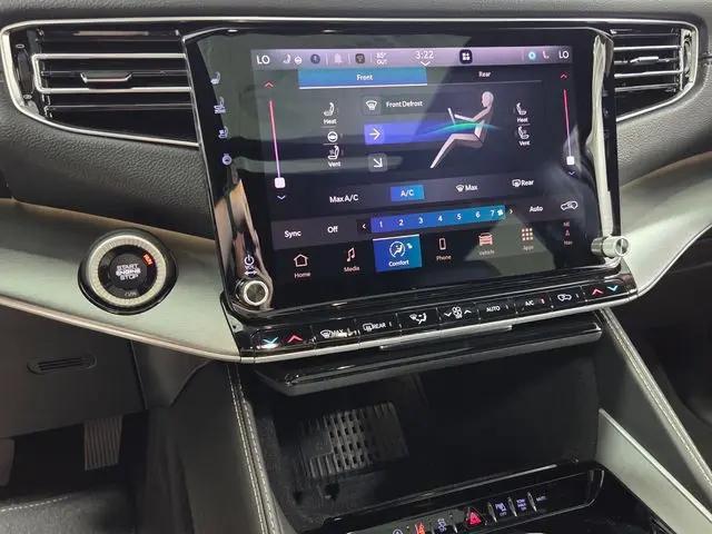 2026 Jeep Grand Wagoneer Limited Altitude 4x4