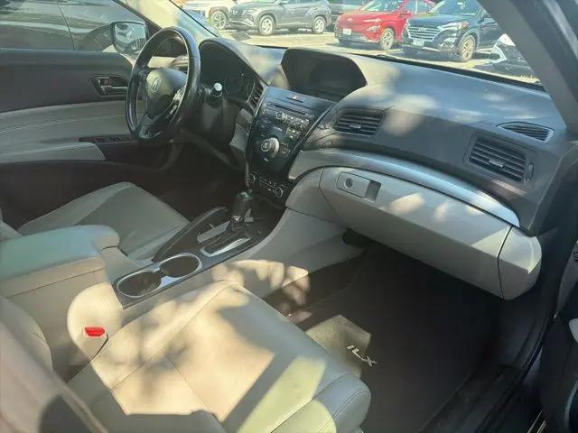 2017 Acura ILX AcuraWatch Plus Package