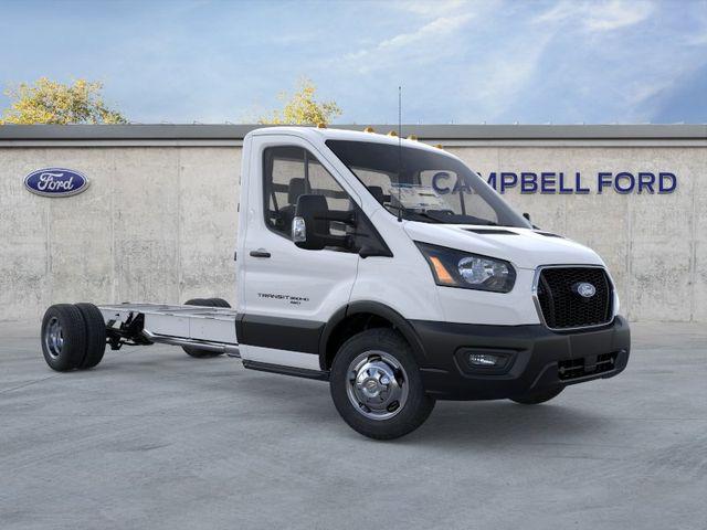2026 Ford Transit Cutaway Base