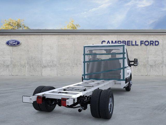 2026 Ford Transit Cutaway Base