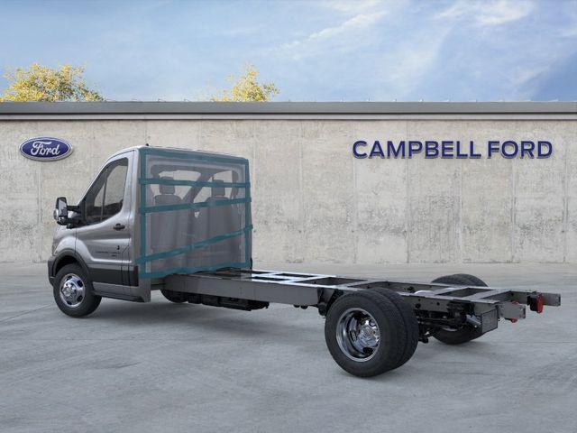 2026 Ford Transit Cutaway Base