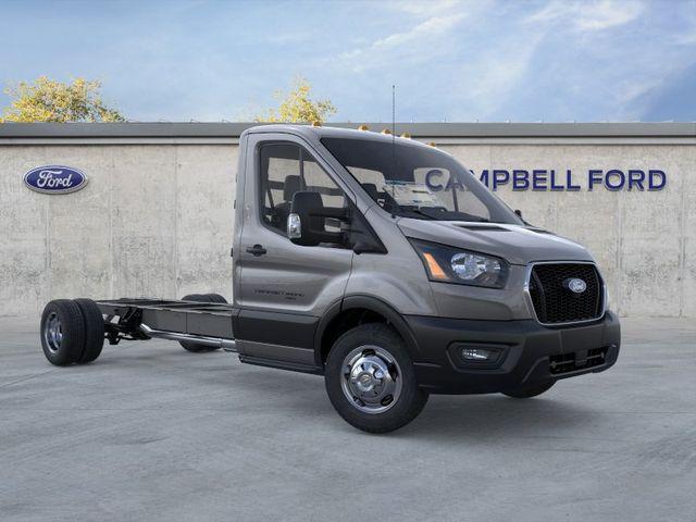2026 Ford Transit Cutaway Base