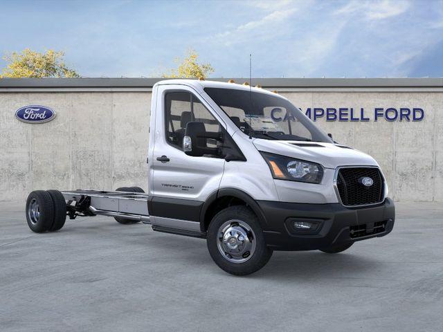 2026 Ford Transit Cutaway Base