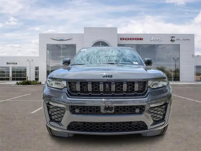 2026 Jeep Grand Cherokee Limited Reserve
