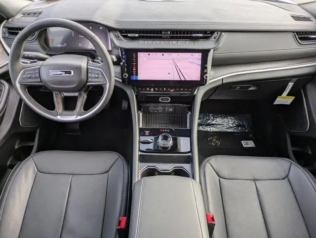 2026 Jeep Grand Cherokee Limited Reserve