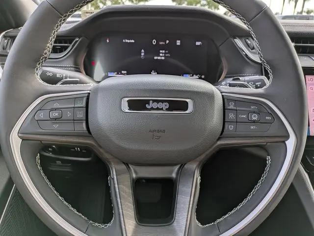 2026 Jeep Grand Cherokee Limited Reserve