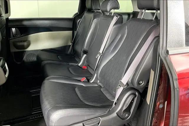 2025 Kia Carnival MPV LXS