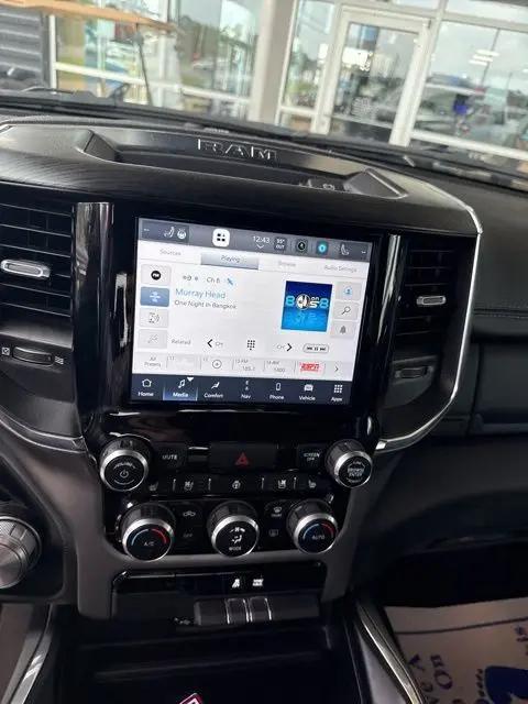 2024 Ram 1500 Laramie Crew Cab 4x2 5'7" Box