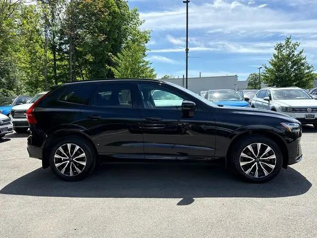 2024 Volvo XC60 B5 Plus Dark Theme