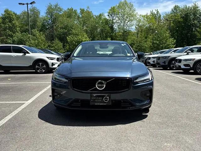 2025 Volvo S60 B5 Core