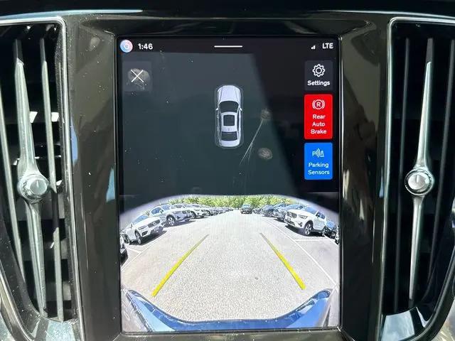 2025 Volvo S60 B5 Core